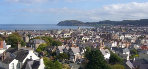 Llandudno from the Great Orme (20 Sep 2010). Photograph by Graham Soult